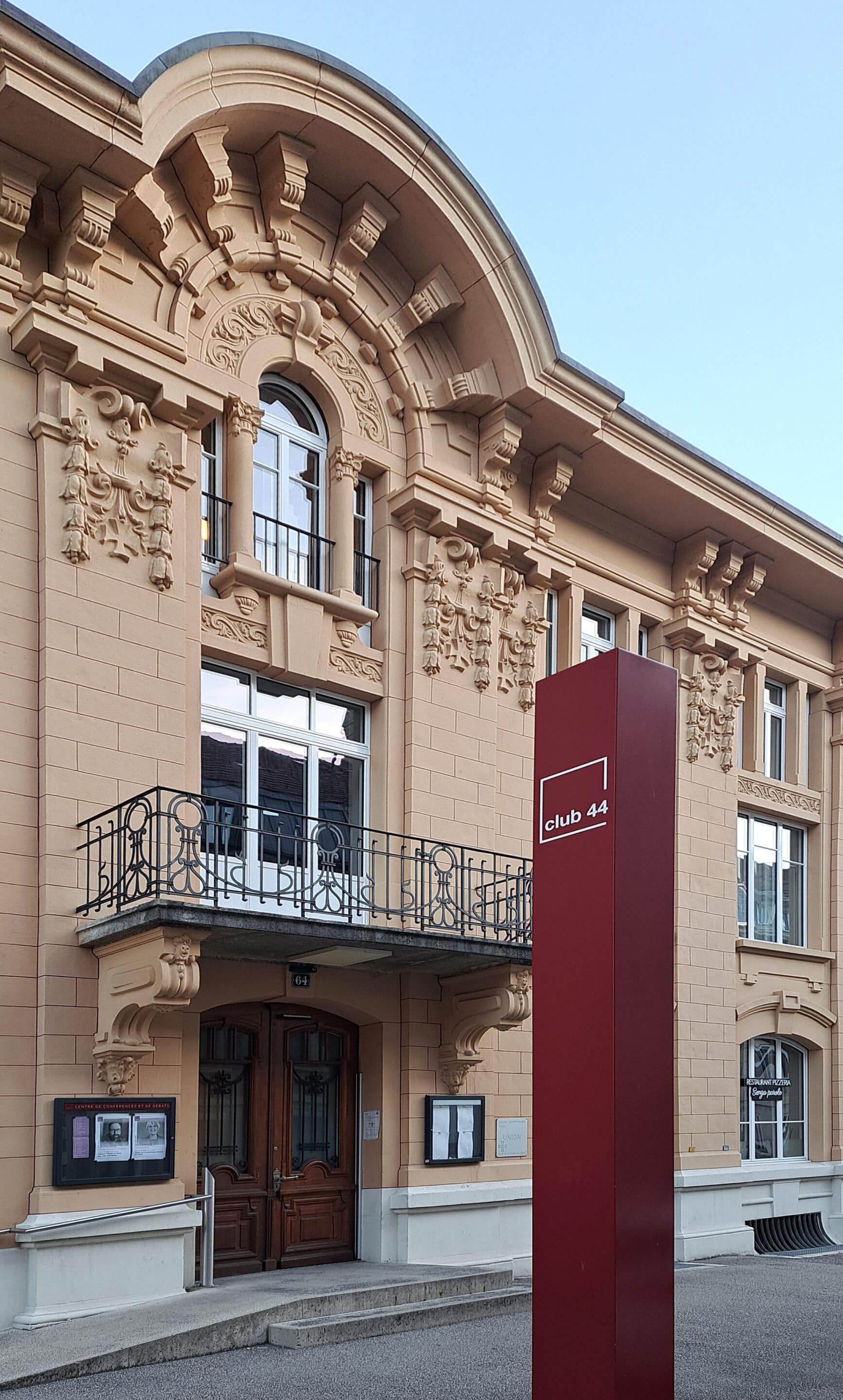 Façade du bâtiment du Club 44 La Chaux-de-fonds